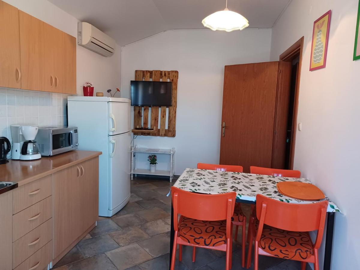 Apartments Ivic Rab Town Luaran gambar